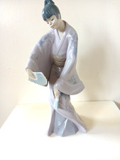 Lladro Nao Geisha Girl figurine#1143,Boxed.Oriental Brazos Juntos.