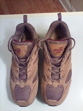 Womens brown Avia 330 leather