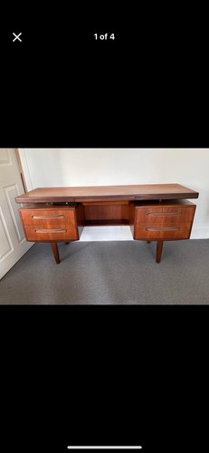 Plan desk dresser - g, or