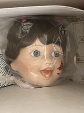 Ashton Drake ‘Don’t I Look