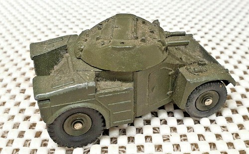 Dinky toys aml panhard - panhard, 814