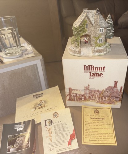 Lilliput lane snowdon lodge - lilliput,