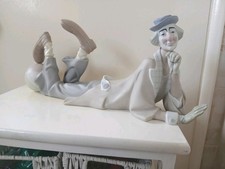 LLADRO Porcelain Figurine Gres Recumbant CLOWN.