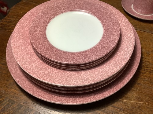 Spode vermicelli red pink - vermicelli, red/pink