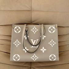 Louis Vuitton OnTheGo MM Tote