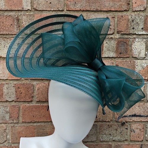 Dark green large - green, straw