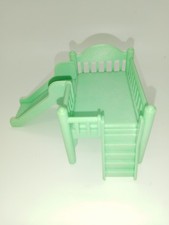 SYLVANIAN FAMILIES PALE GREEN