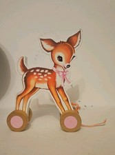 Really pretty kitsch pull - pretty,