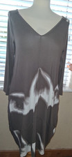 Marla Wynne Dress Size M
