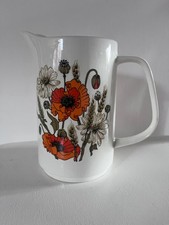 J & G Meakin 1.5 pint poppy
