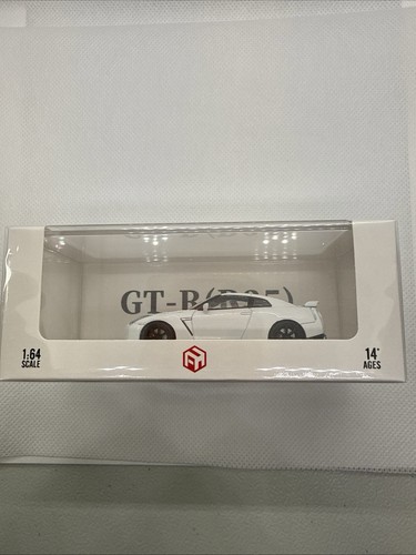 Focal horizon nissan - 1/64,