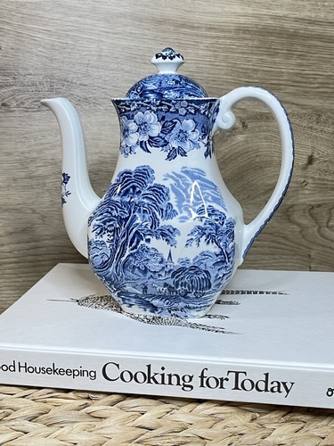 Wedgewood teapot blue white - wedgewood,