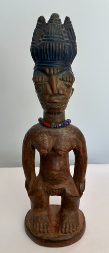 Finely carved vintage yoruba - finely,