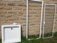 Shower Doorand Ceramic base .Base 80cm X80cm Door 780cm.