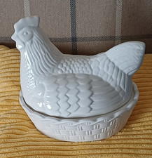 White chicken egg holder/storage – Creative Tops Ltd. - Farmers Market