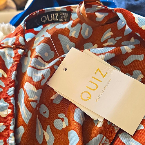 Quiz size brown blue - quiz, 22