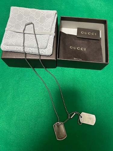 Gucci dog tag logo - tag,