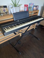 Korg SP-170S Digital Piano