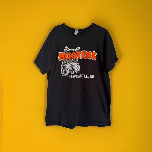 Hooters newcastle gildan - newcastle,