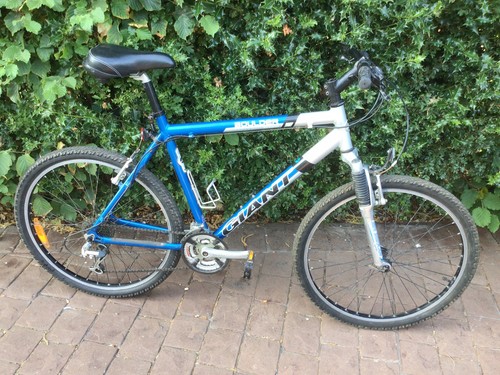 Giant boulder mountain bike - mountain,