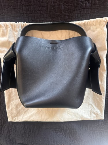 Acne studios black musubi mini - musubi,