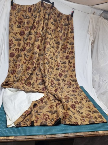 Pair lined tapestry weave - lined,