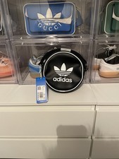 adidas Originals Adicolor Classic Round Bag IT7592  5 cm x 17 cm x 17 cm 