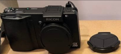 Ricoh gx200 1mp compact - ricoh,