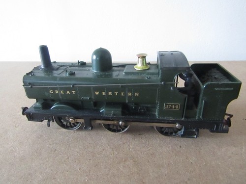 Hornby pannier tank - hornby,