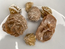 ? Desert Rose & Golden Gypsum Cluster Set — 160g Natural Crystal Rosettes 2–5cm