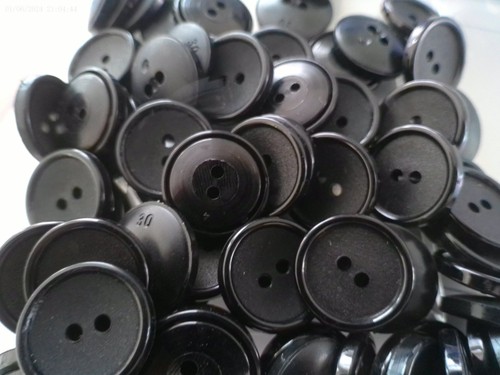 Black hole buttons 19mm - x, 2