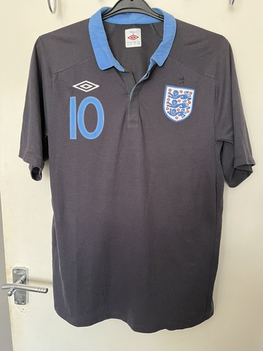 England football shirt size - football,