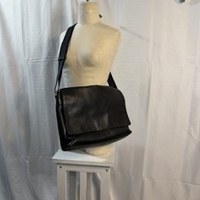 coach messenger bag pebbled