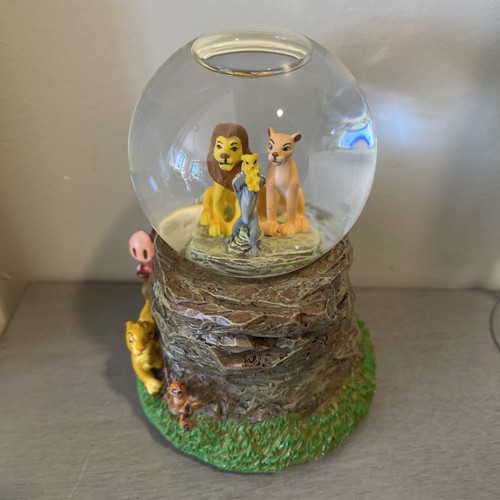 The lion king - king, globe