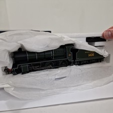 Bachmann 32-160 N Class 2-6-0  Southern Steam Loco 1406 with slope sided tender