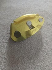 Petzl Gri Gri Belay Device Climbing Mountaineering Climb Caving trad sport cave