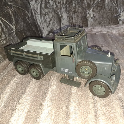 Indiana jones military - indiana, truck