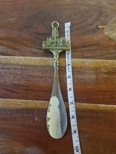Gloucester cathedral shoe - cathedral, horn