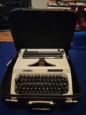Erika Robotron 155 Typewriter
