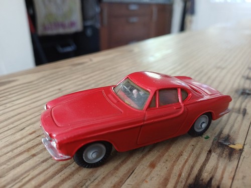 Corgi 228 volvo p1800 good - corgi,