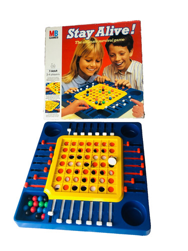 Board game stay alive - game,