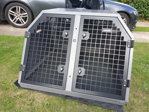 Trans dog crate - k9,