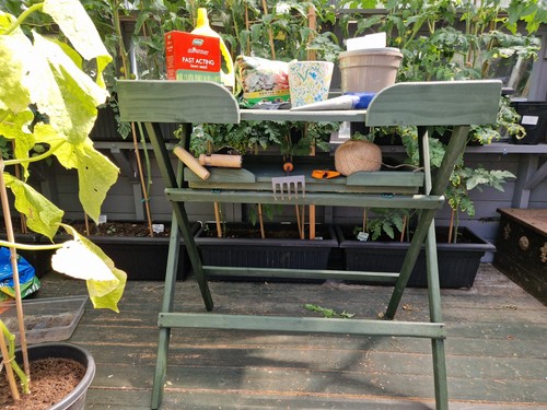 Handmade gardeners potting - handmade,