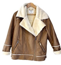 Sonder Studio Brown cream