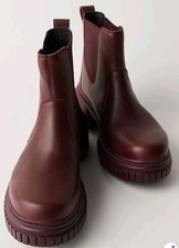  SOREL ONA Avenue Chelsea