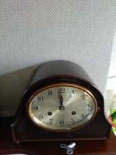 GERMAN ANTIQUE  STRIKING 8 DAY OAK MANTLE CLOCK OVAL FACE GLASS V G C WORKING