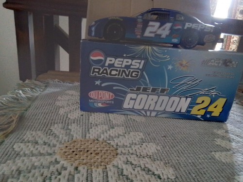 Nascar diecast arc 2002 - diecast,