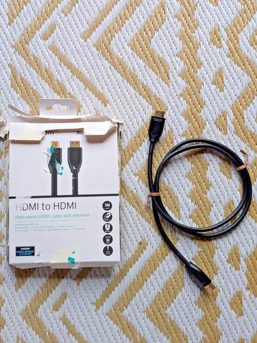 Sandstrom hdmi - hdmi, to