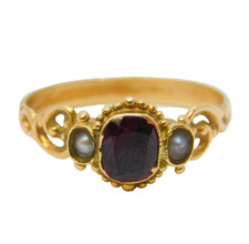 Victorian 9ct Yellow Gold, Garnet & Seed Pearl Dress Ring Antique c1860