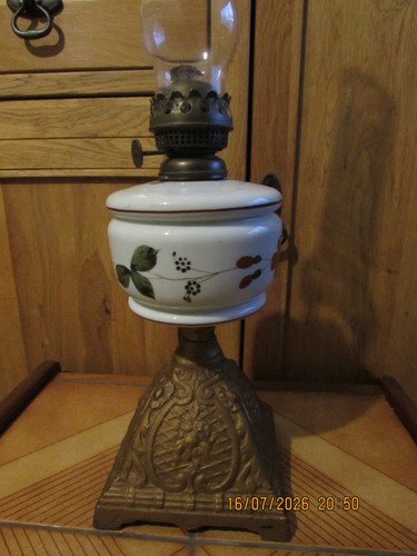 Edwardian oil lamp no - edwardian,